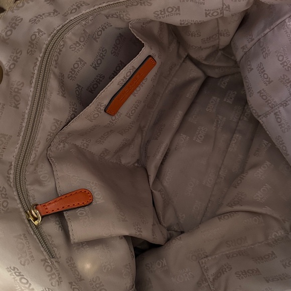 Michael Kors Signature Canvas Tote - Picture 5 of 12